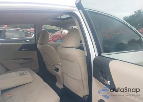 2017 Honda Accord Ex z USA, uszkodzony, nr VIN 1HGCR2F77HA035659